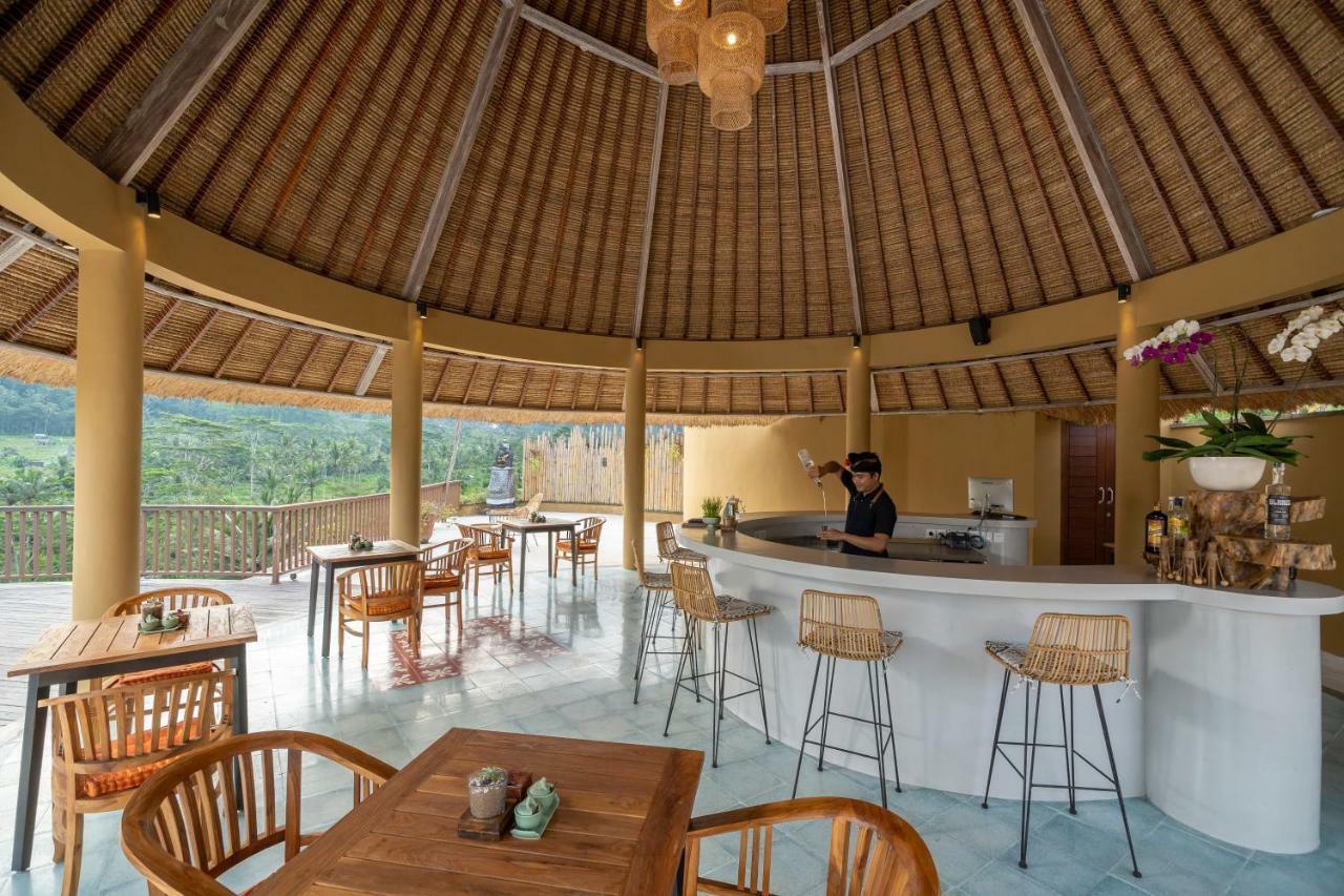Wapa Di Ume Sidemen Otel Dış mekan fotoğraf The restaurant at the resort