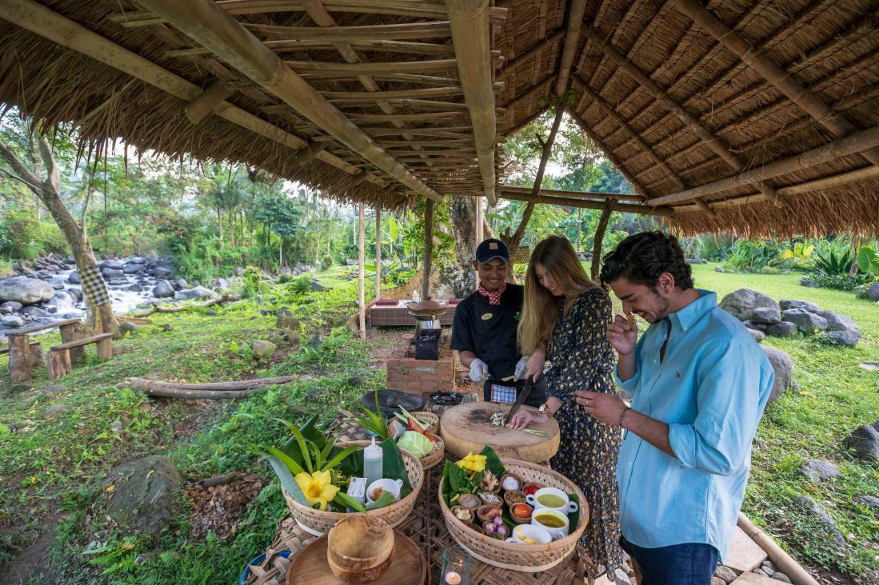 Wapa Di Ume Sidemen Otel Dış mekan fotoğraf Cooking class at the resort